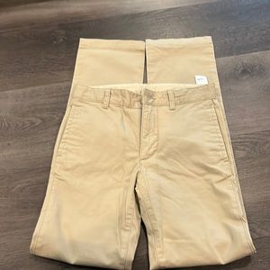 NWT Gap boys slim 16 relaxed khakis!
